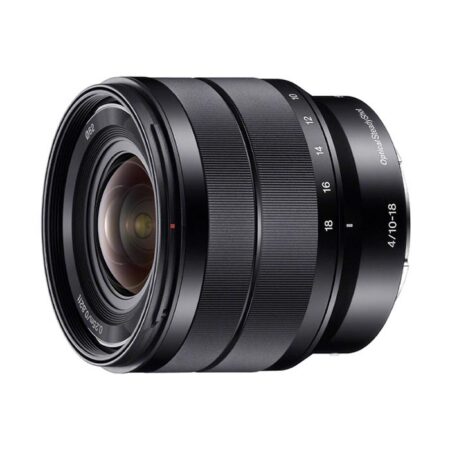 Sony SEL 10-18 f/4.0 OSS zoom lens