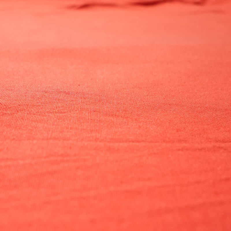 Red fabric background 2.9x3 m - Image 2